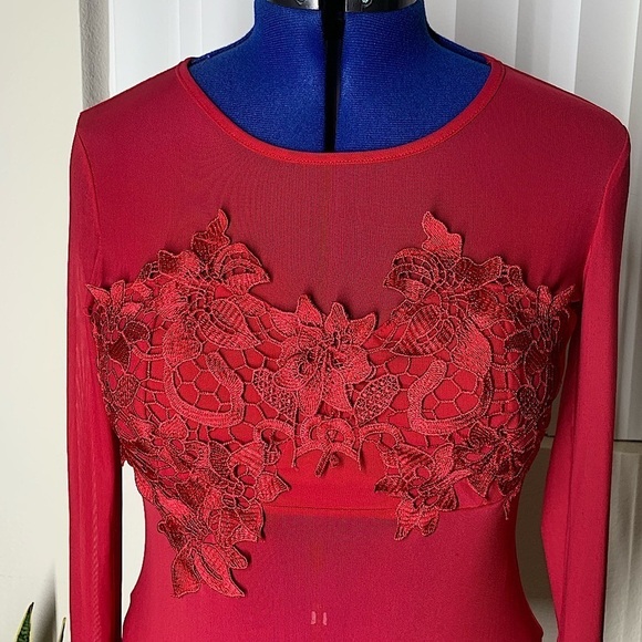 Large Mesh and floral lace bodysuit long sleeve - Picture 2 of 8